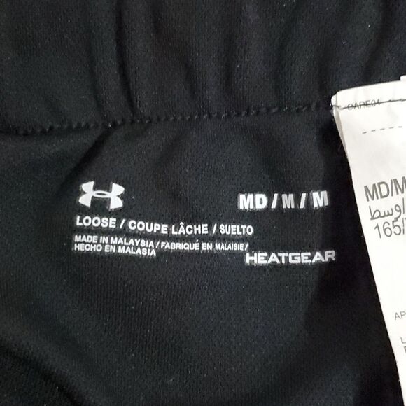 2 Pair Under Armour Shorts - Picture 6 of 6